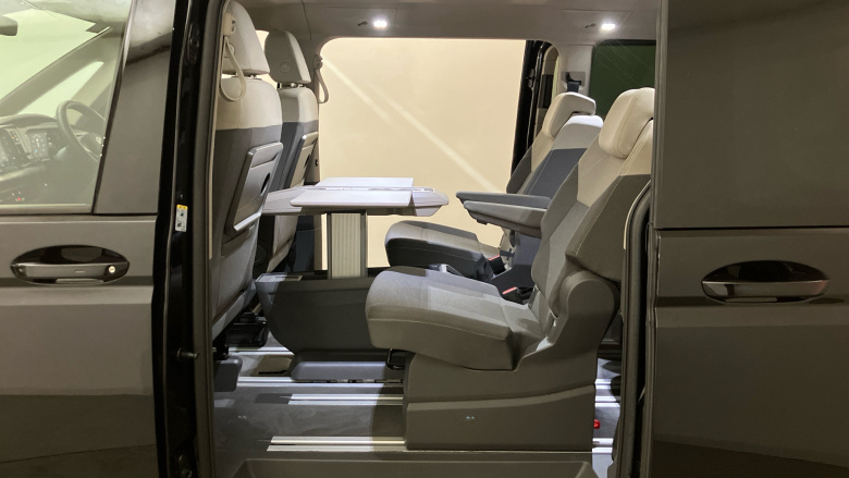 Volkswagen Multivan 2.0 TDI Life 5dr DSG Diesel Estate